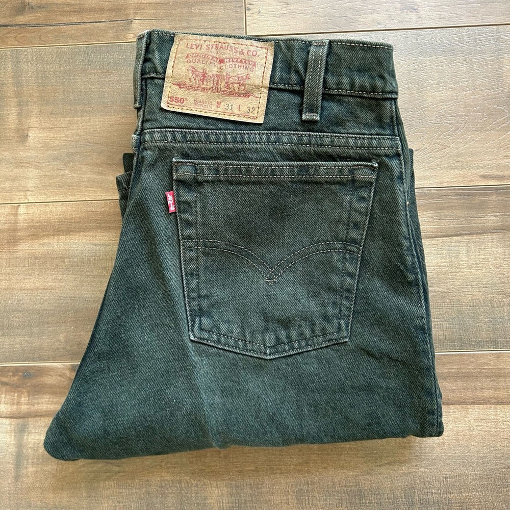💚 Vintage green wash 90s Levi’s 550 jeans